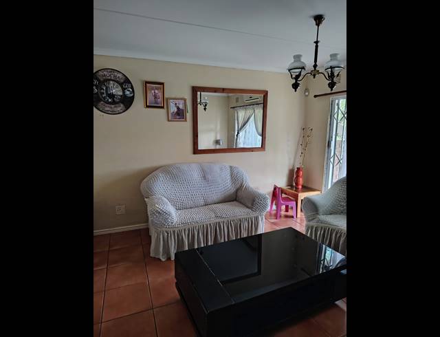 3 BEDROOM TOWNHOUSE FOR SALE IN THE WOLDS